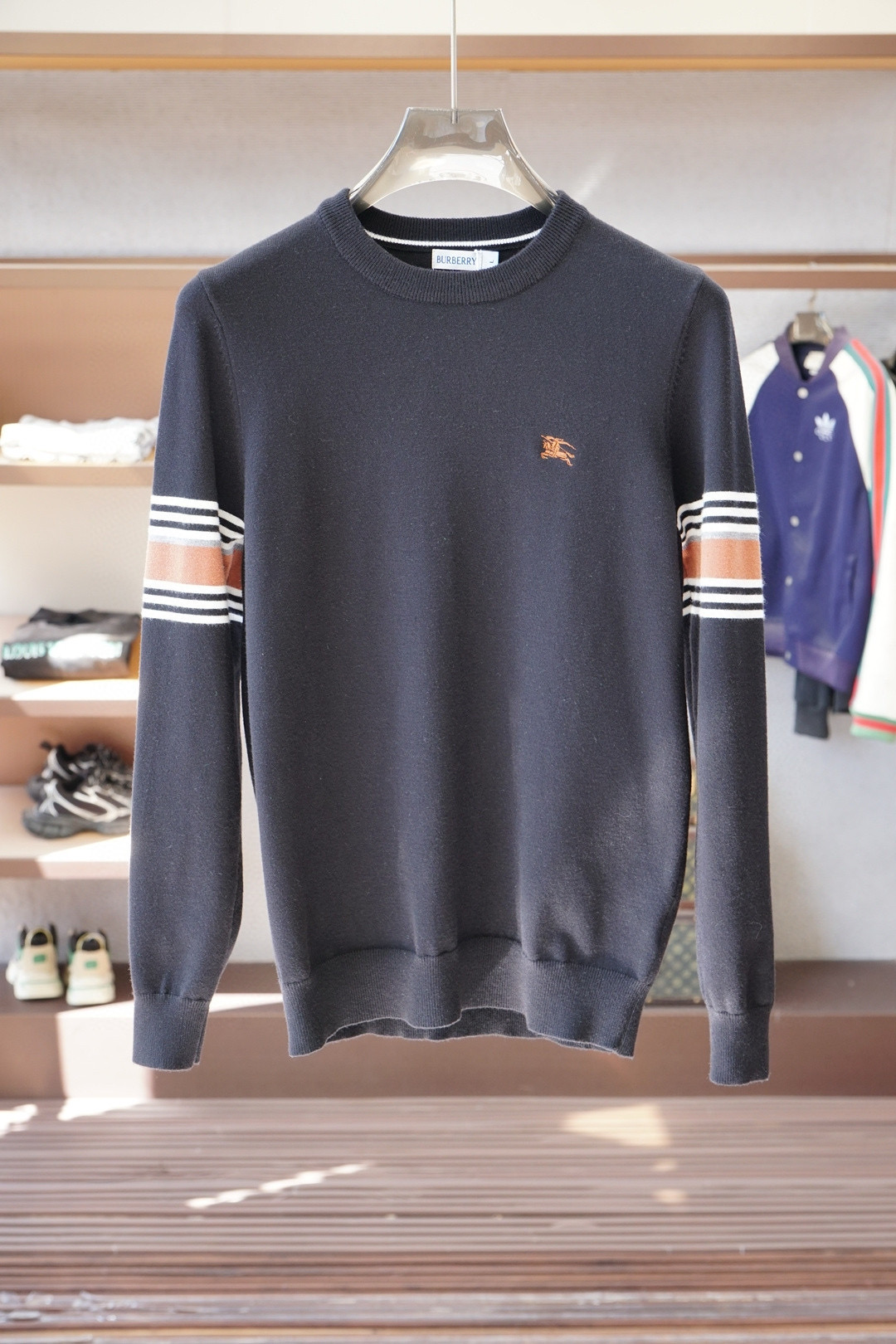 버버리 남자 니트