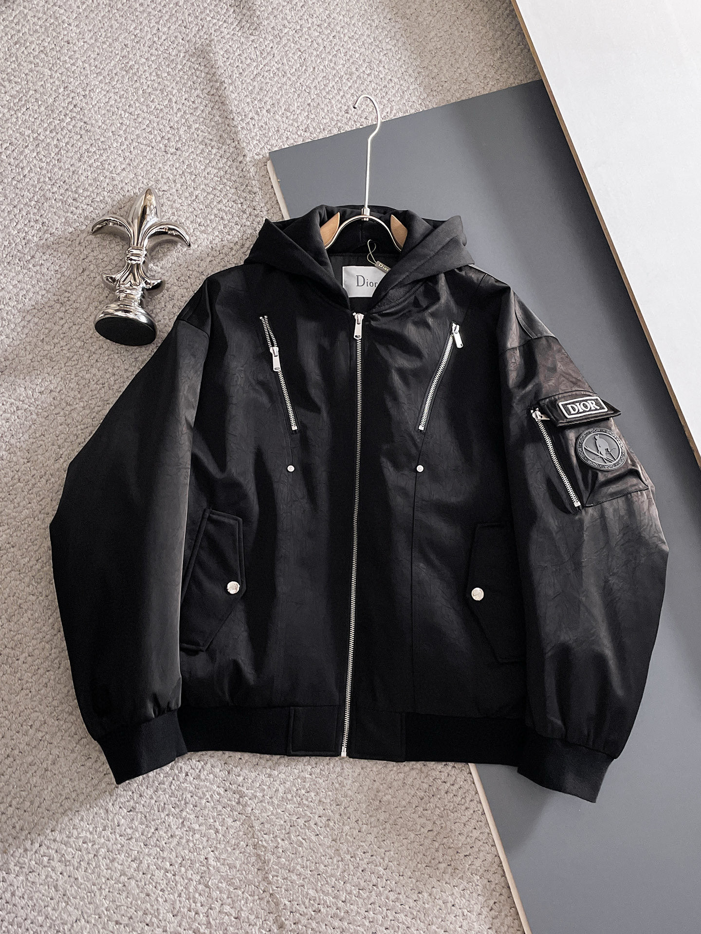 디올 남자 패딩