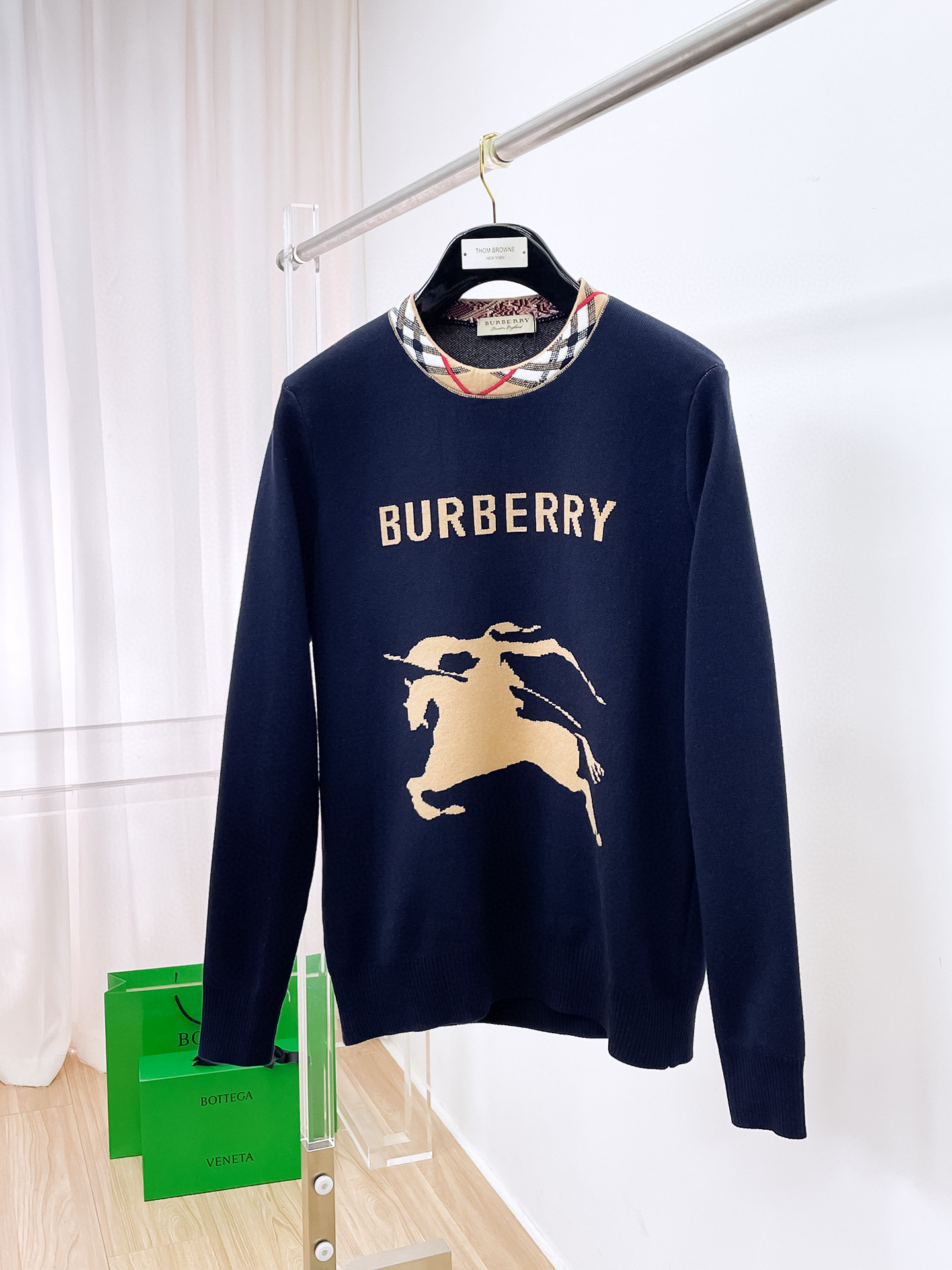 버버리 남자 니트