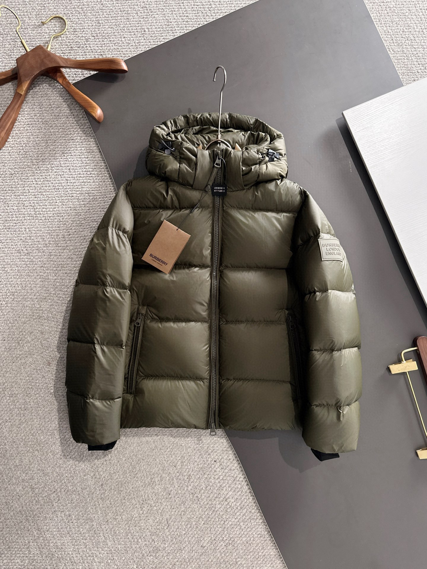 버버리 남자 패딩