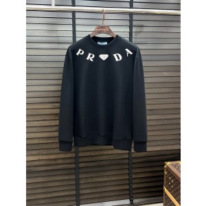 프라다 남자 맨투맨