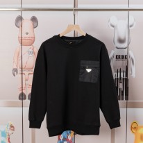 프라다 남자 맨투맨