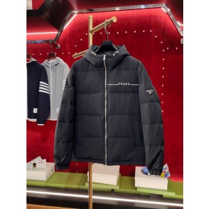 프라다 남자 패딩