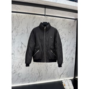 프라다 남자 패딩