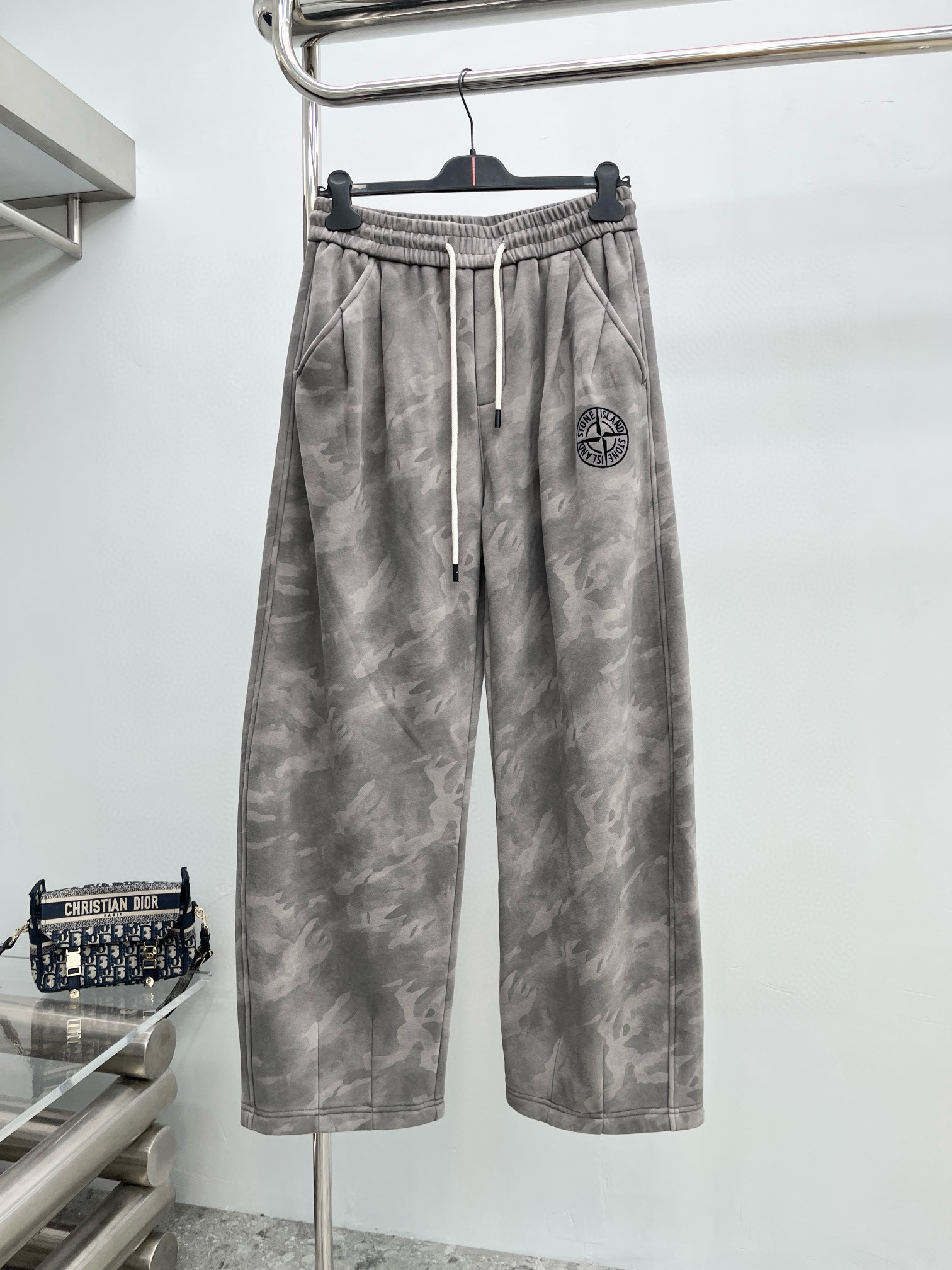 스톤아일랜드 남자 바지