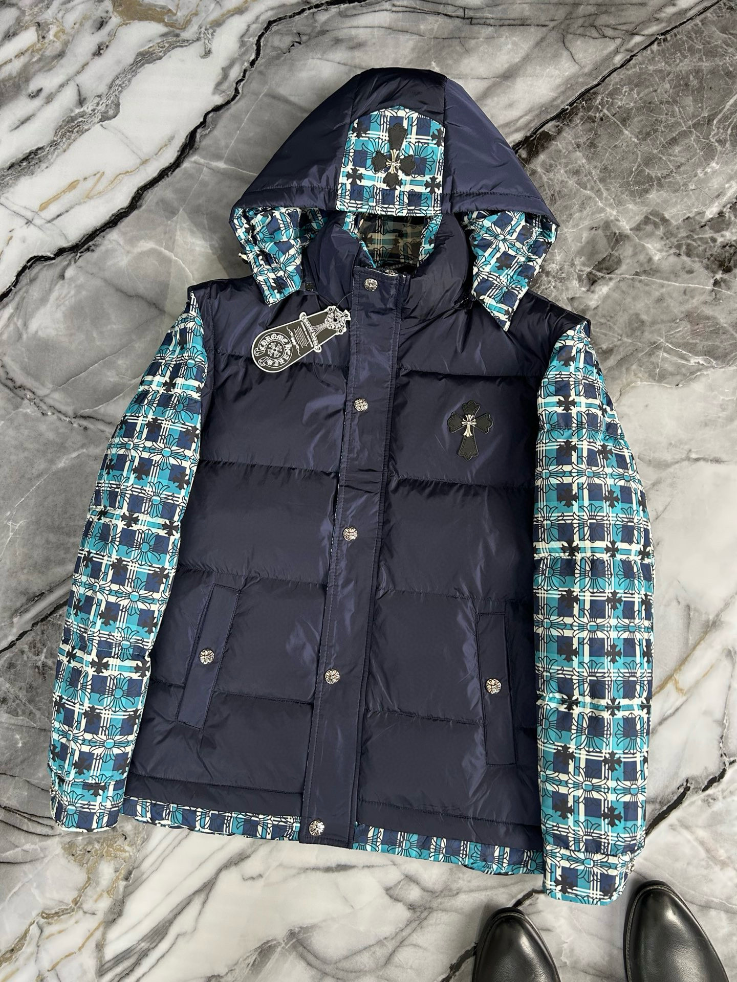 크롬하츠 남자 패딩