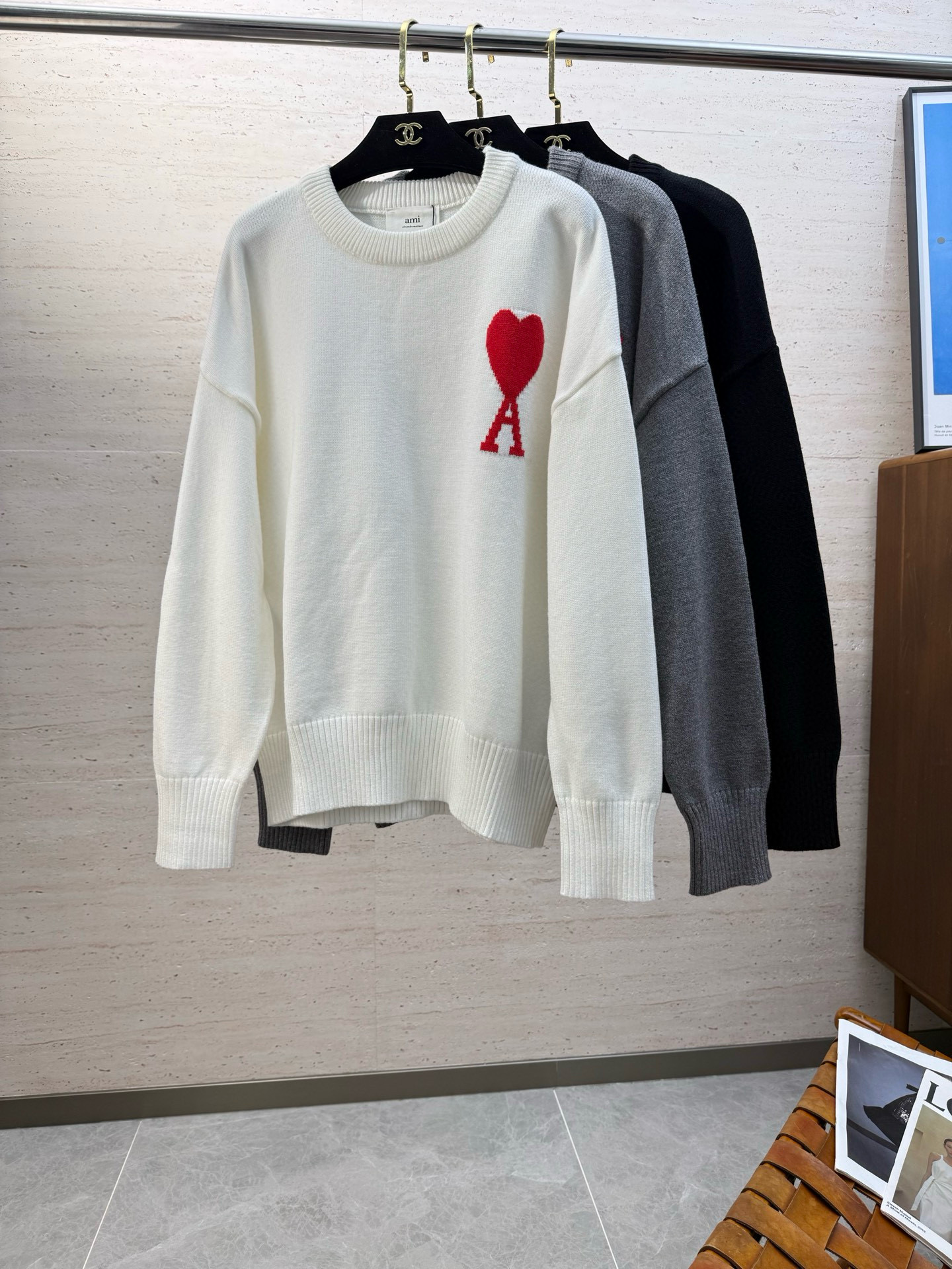 아미 아미리 3컬러 남녀공용 니트