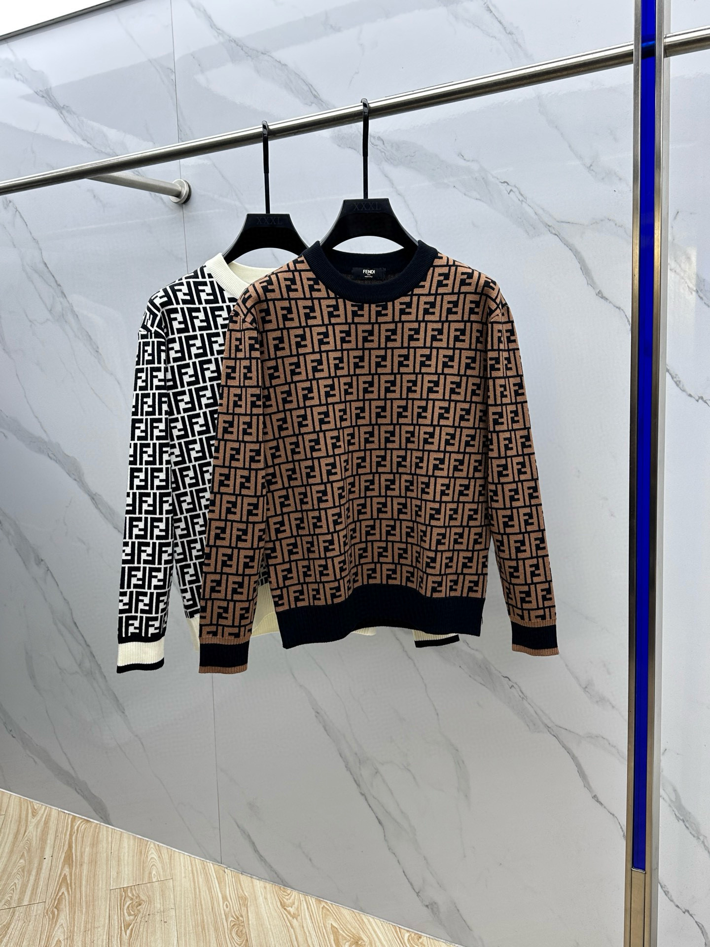 펜디 남자 니트