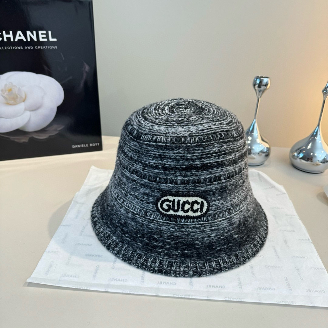 디올 겨울 모자