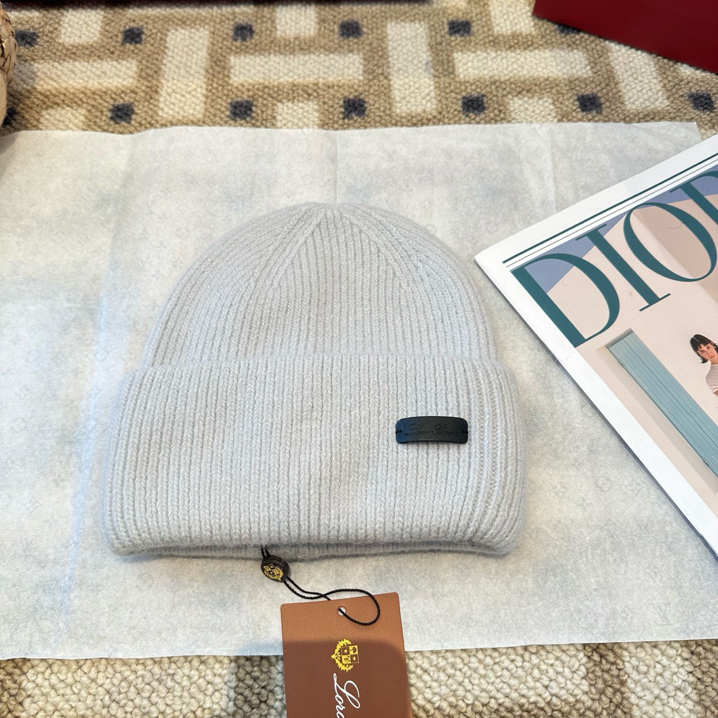 로로피아나 겨울 모자