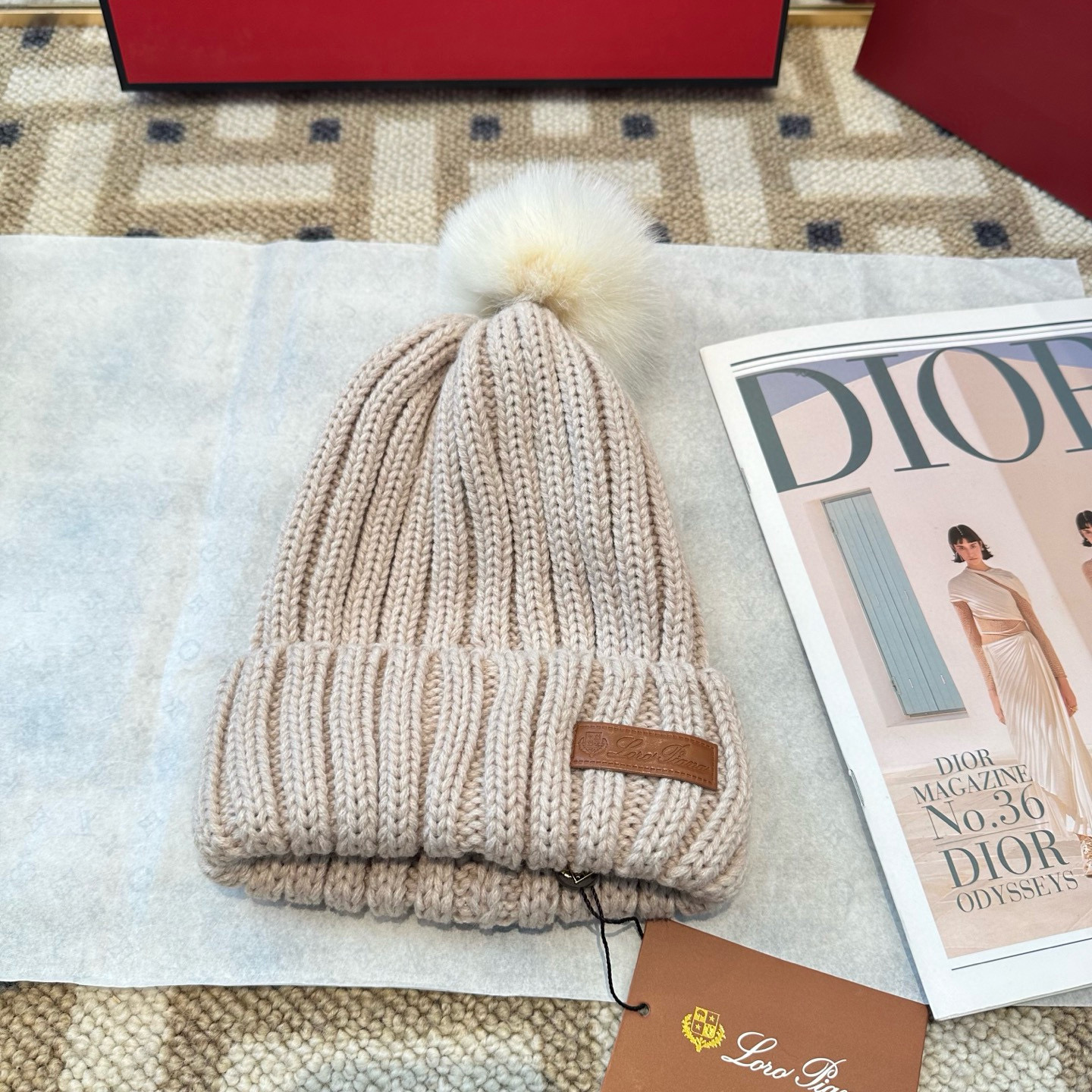 로로피아나 겨울 모자