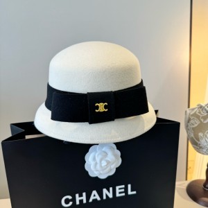 셀린느 겨울 모자