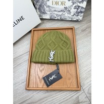 생로랑 겨울 모자