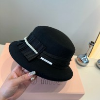 미우미우 겨울 모자