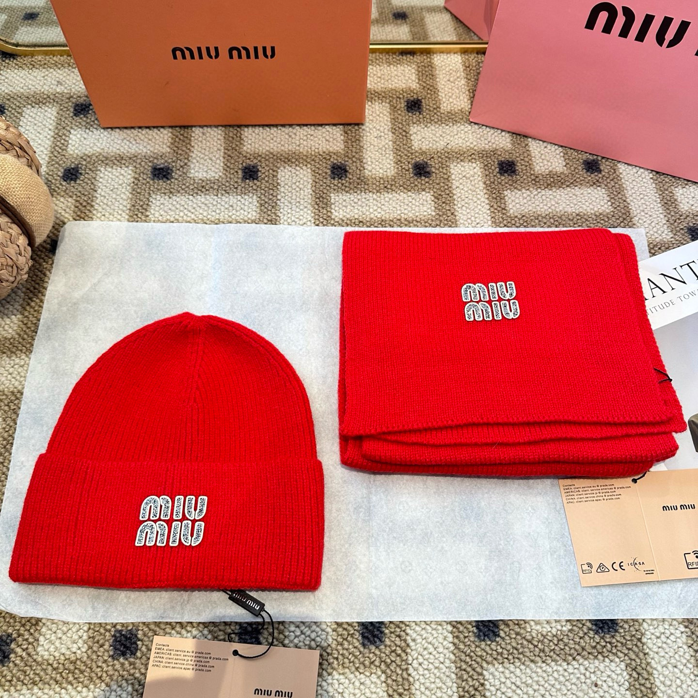 미우미우 겨울 모자 세트