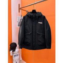 발렌시아가 남자 패딩