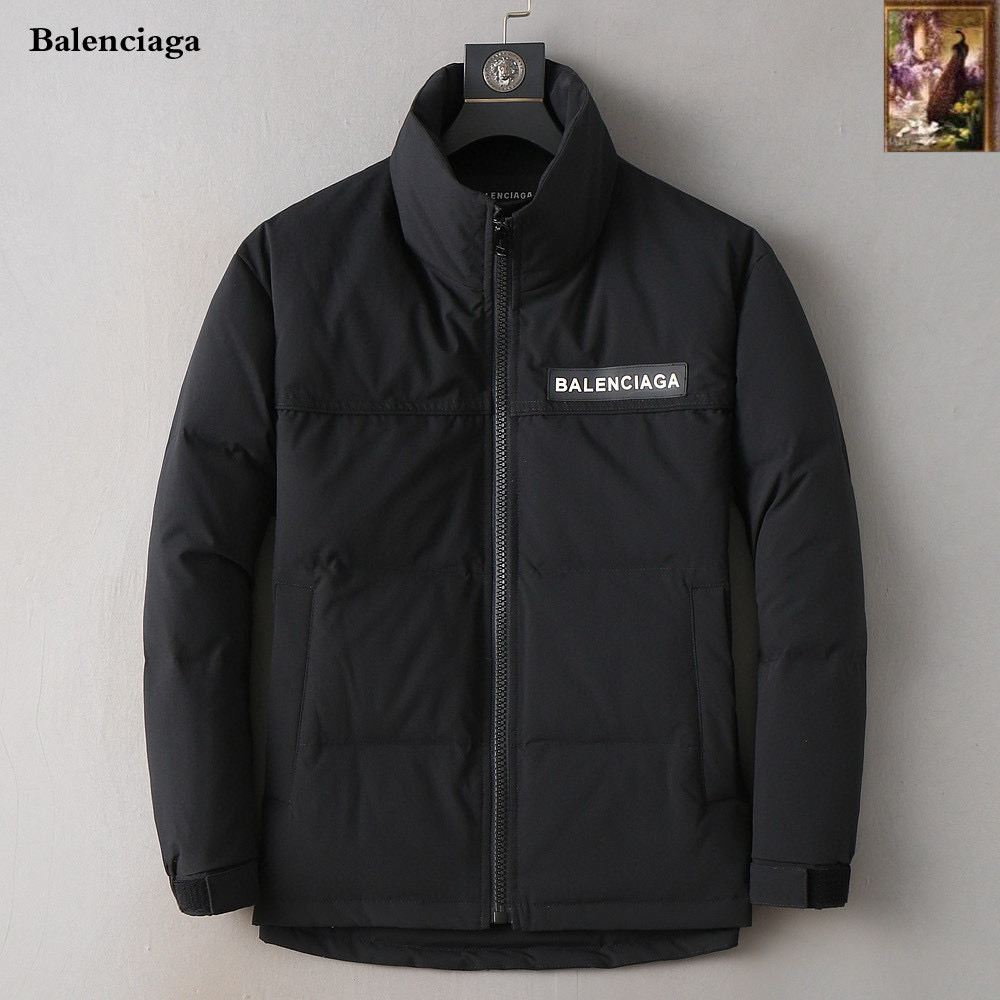 발렌시아가 남자 패딩