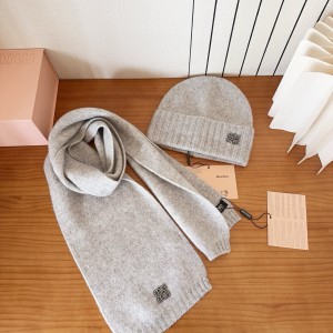 미우미우 겨울 모자 세트