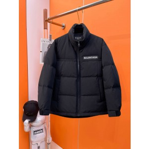 발렌시아가 남자 패딩