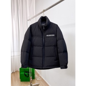 발렌시아가 남자 패딩