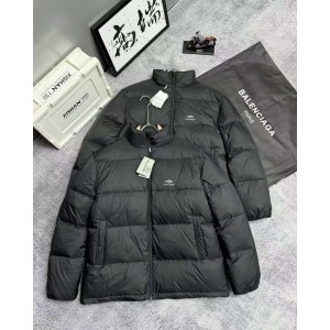 발렌시아가 남자 패딩