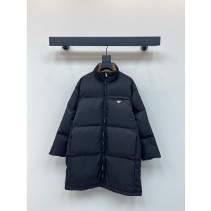 프라다 여자 패딩