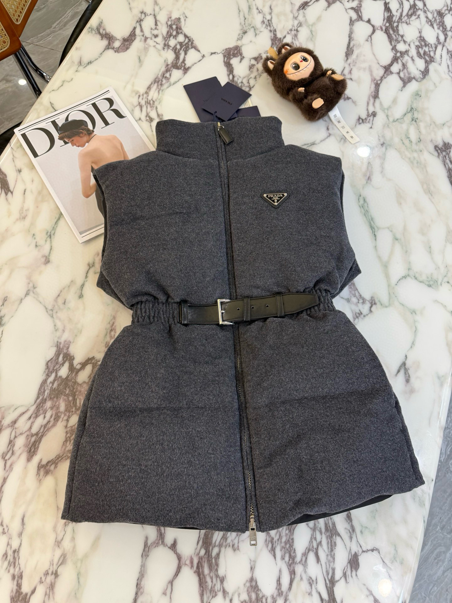 프라다 여자 조끼