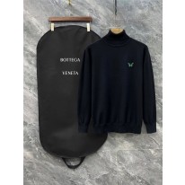 보테가베네타 2컬러 남자 니트