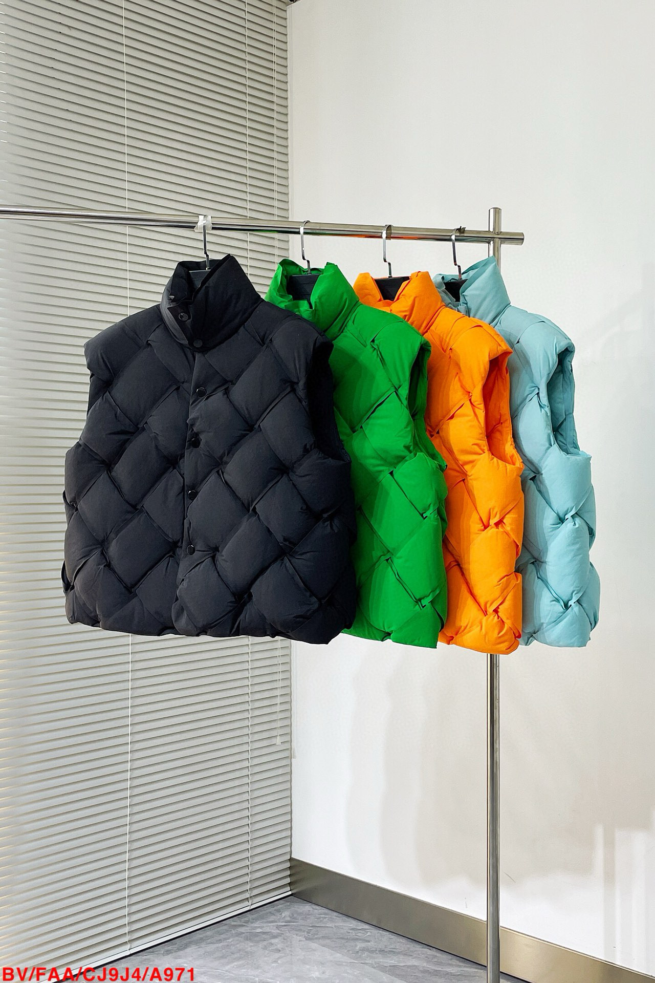 보테가베네타 남자 조끼