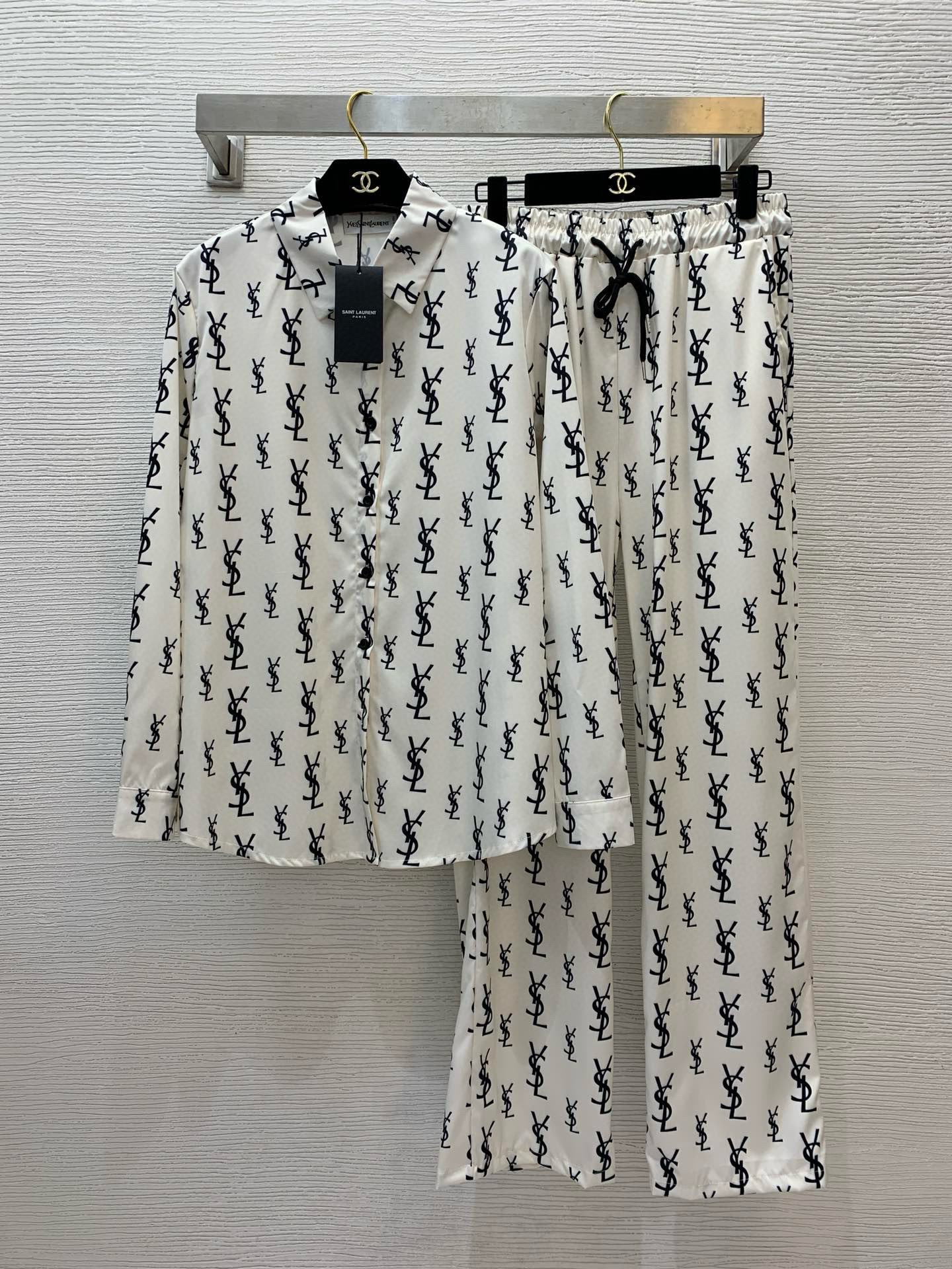 샤넬 2컬러 여자 세트