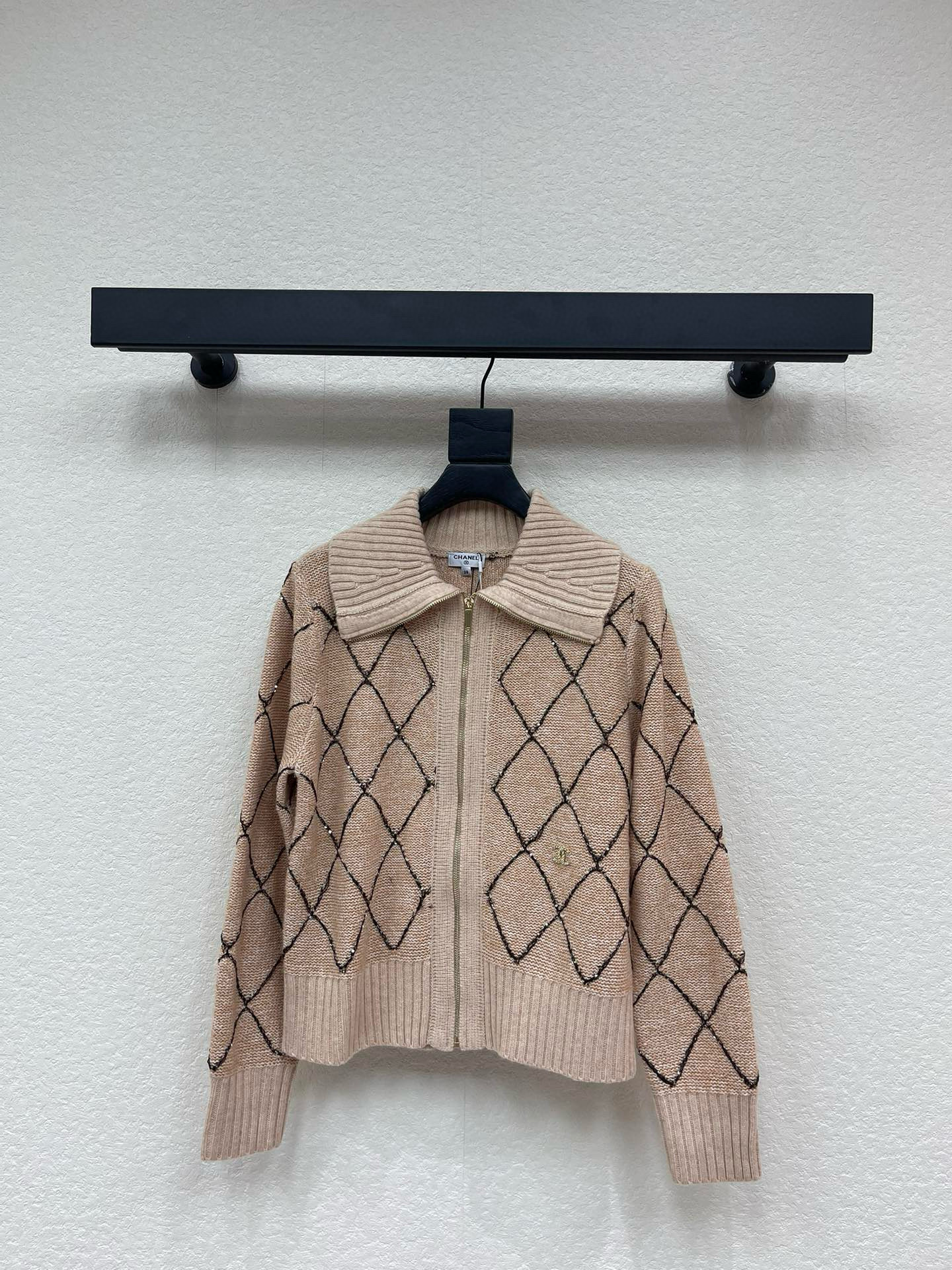 샤넬 2컬러 여자 가디건