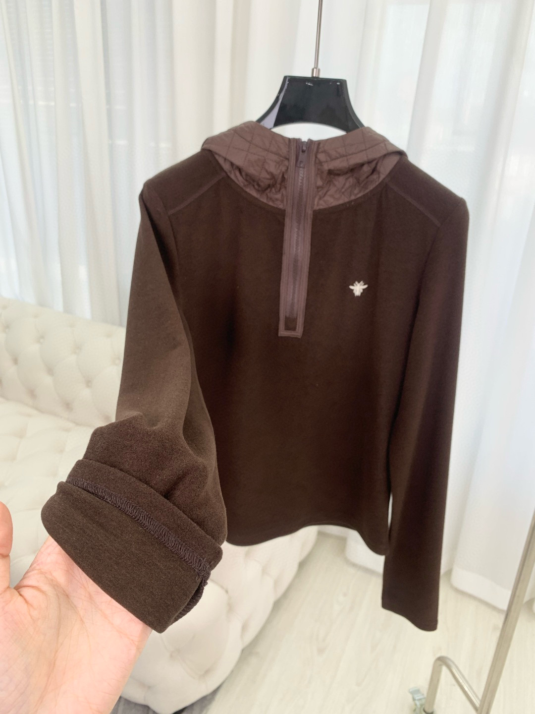 디올 2컬러 여자 후드티 맨투맨