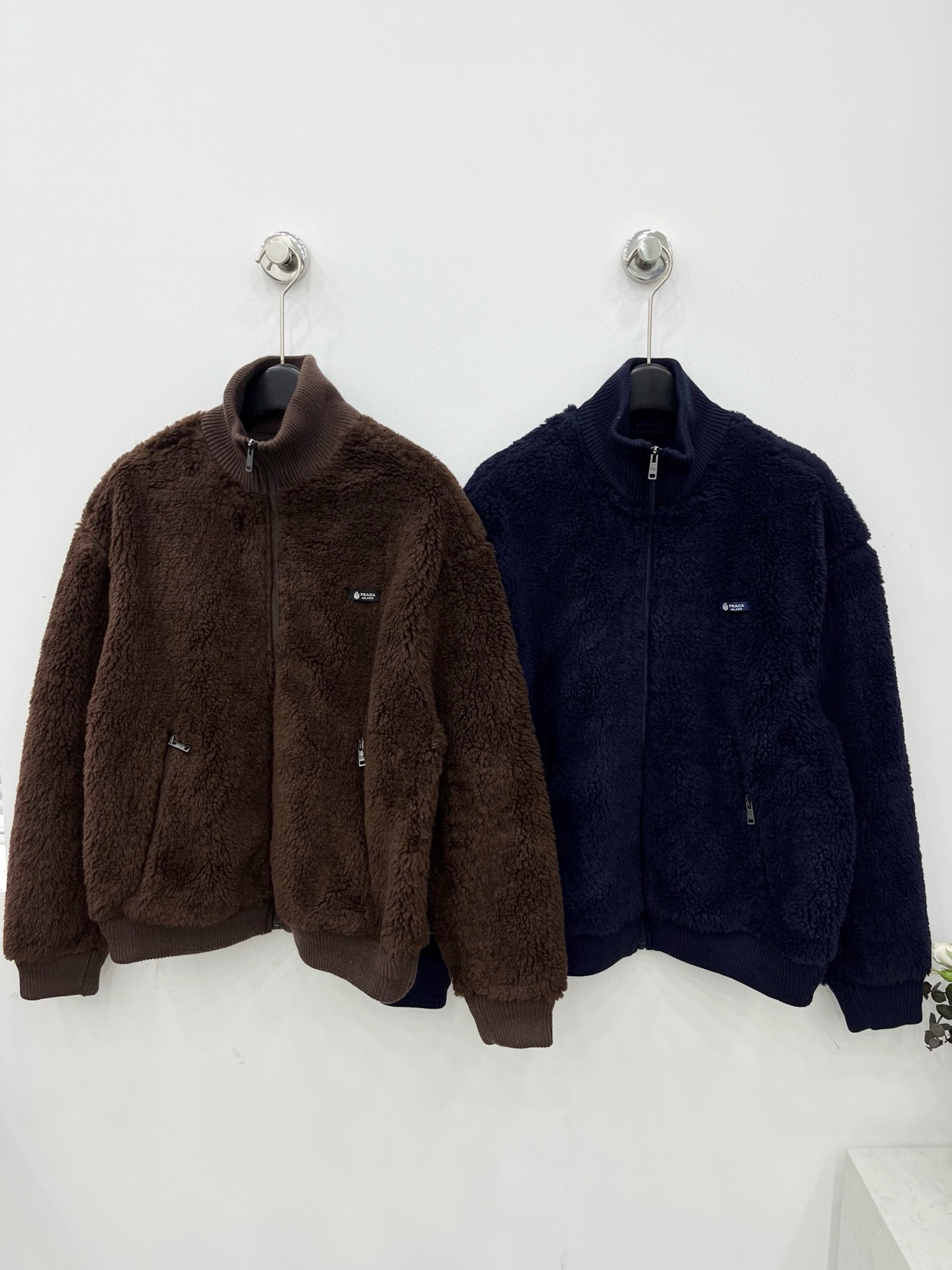 프라다 2컬러 여자 재킷 자켓-코트