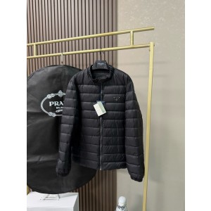 프라다 여자 패딩