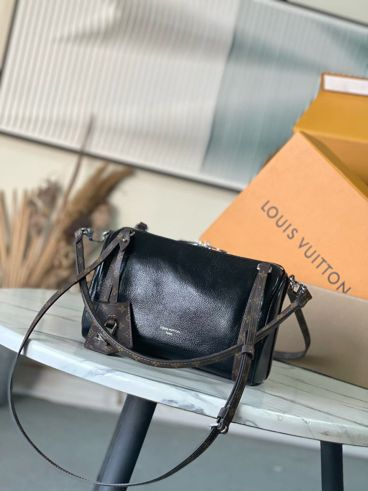 루이비통 M27920 여자가방