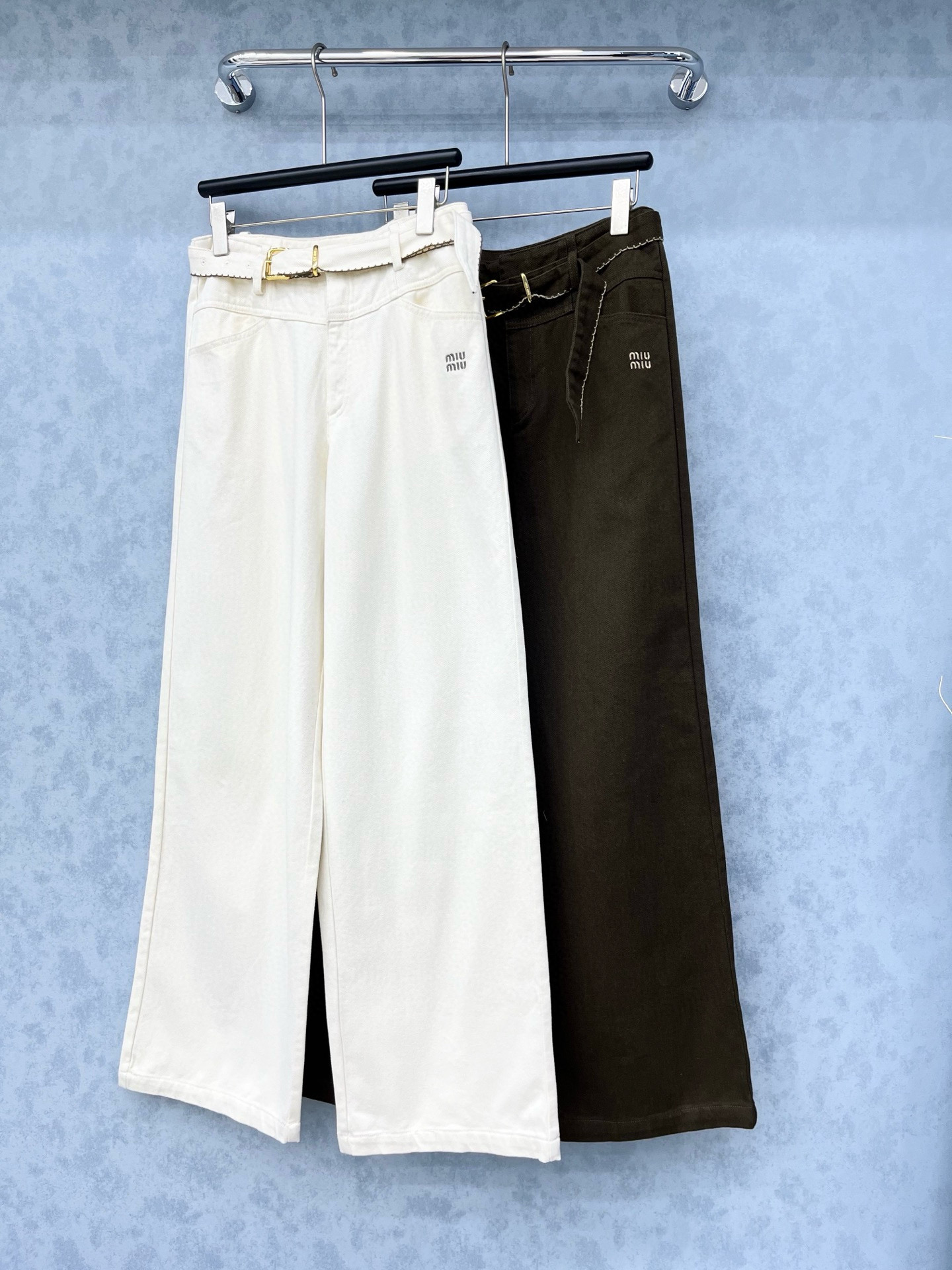미우미우 2컬러 여자 바지