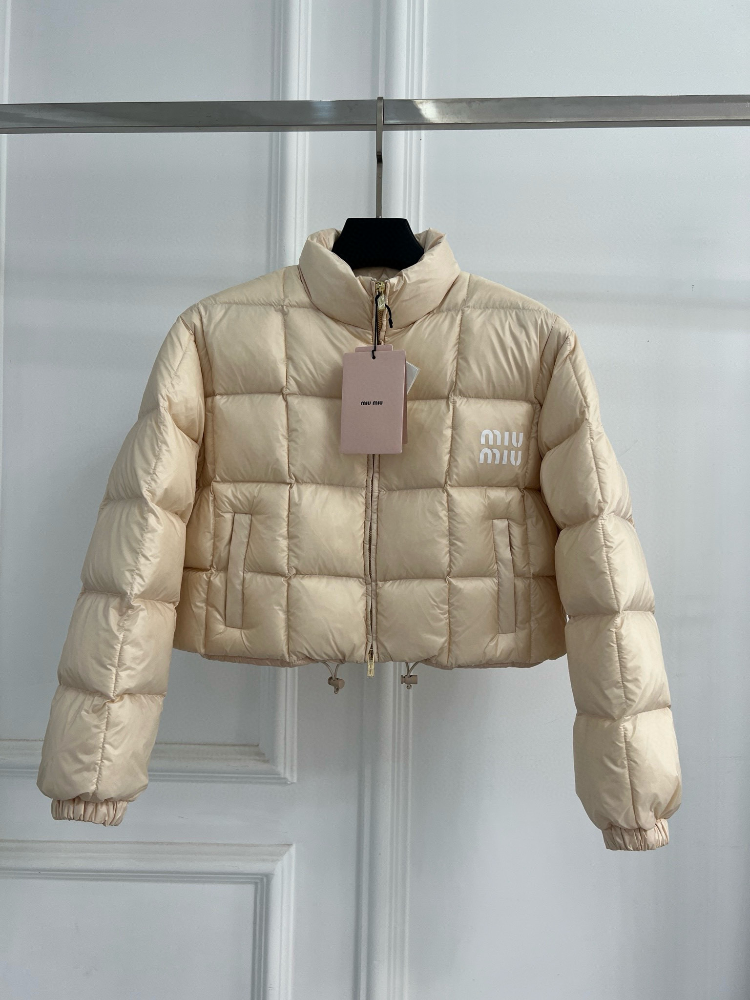 미우미우 여자 패딩