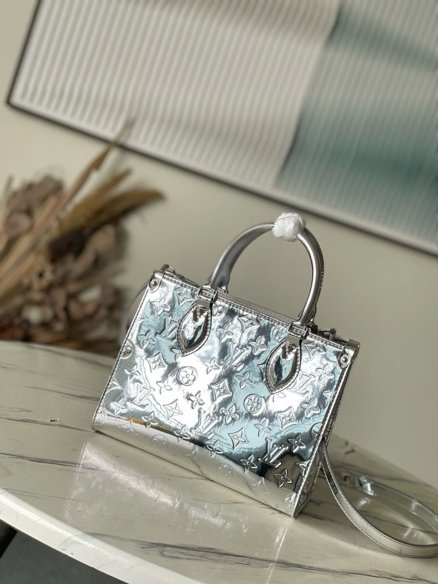 루이비통 M26373 여자가방