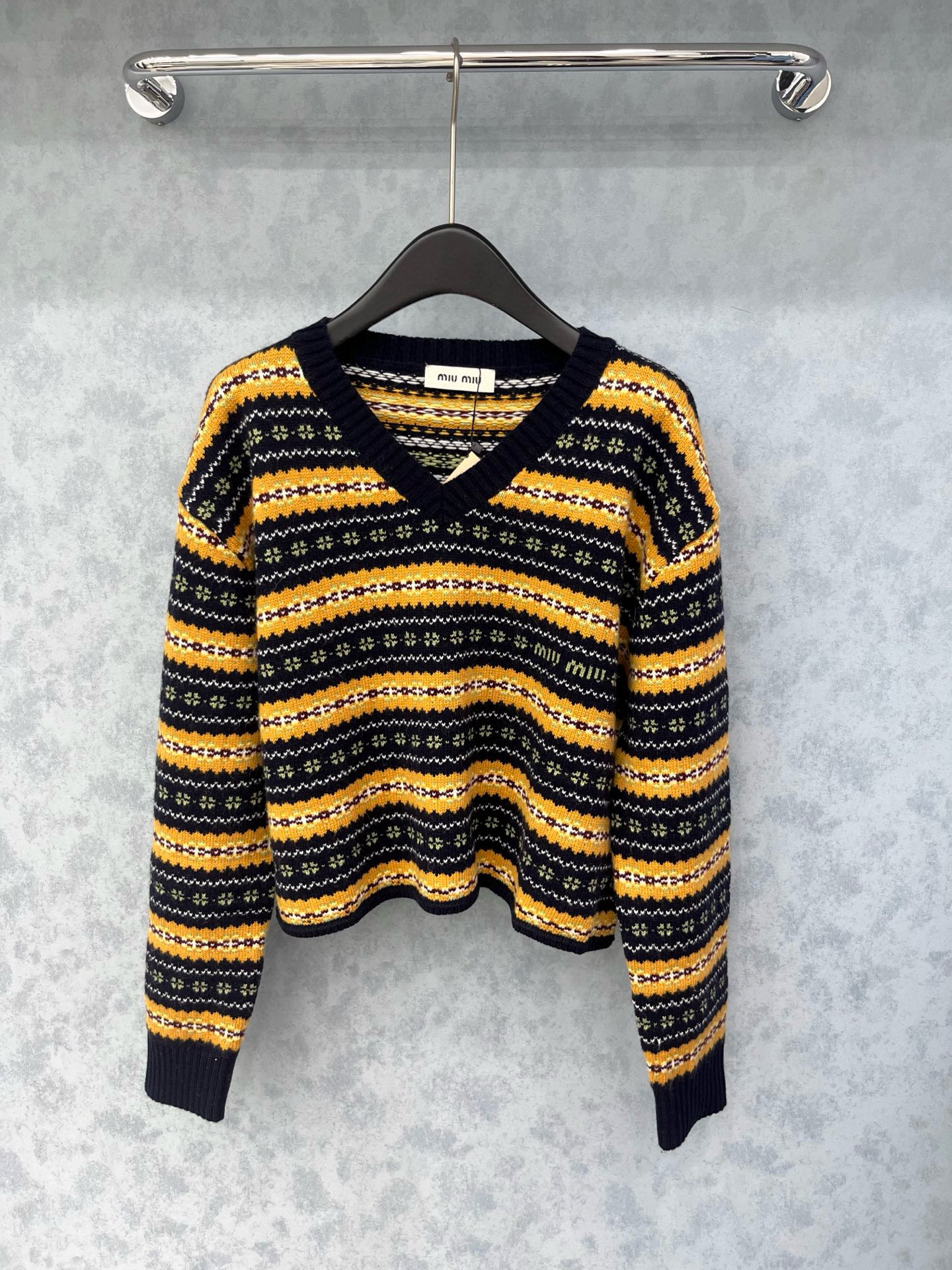 미우미우 여자 니트