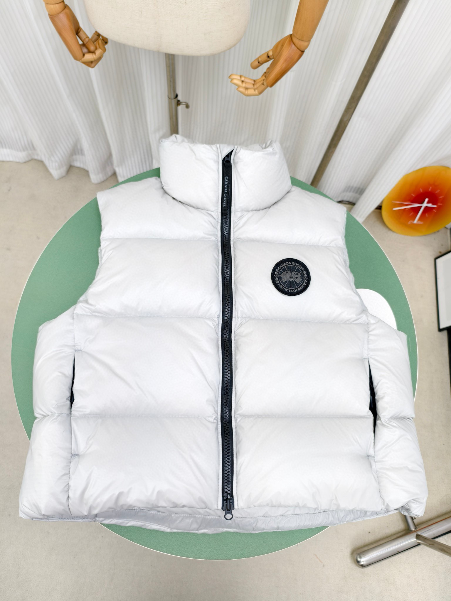 캐나다구스 남녀공용 조끼