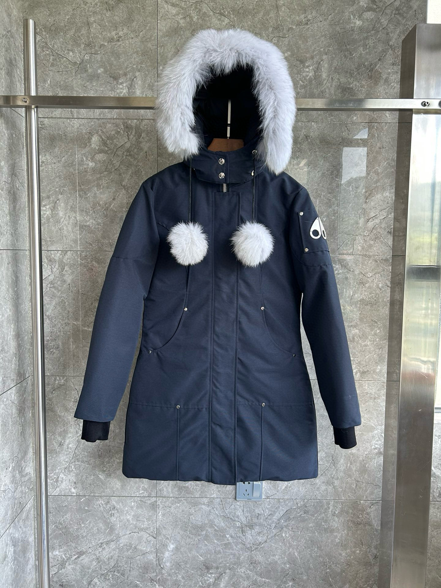 무스너클 여자 패딩