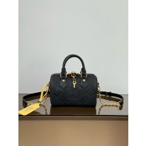 루이비통 M58953 여자가방