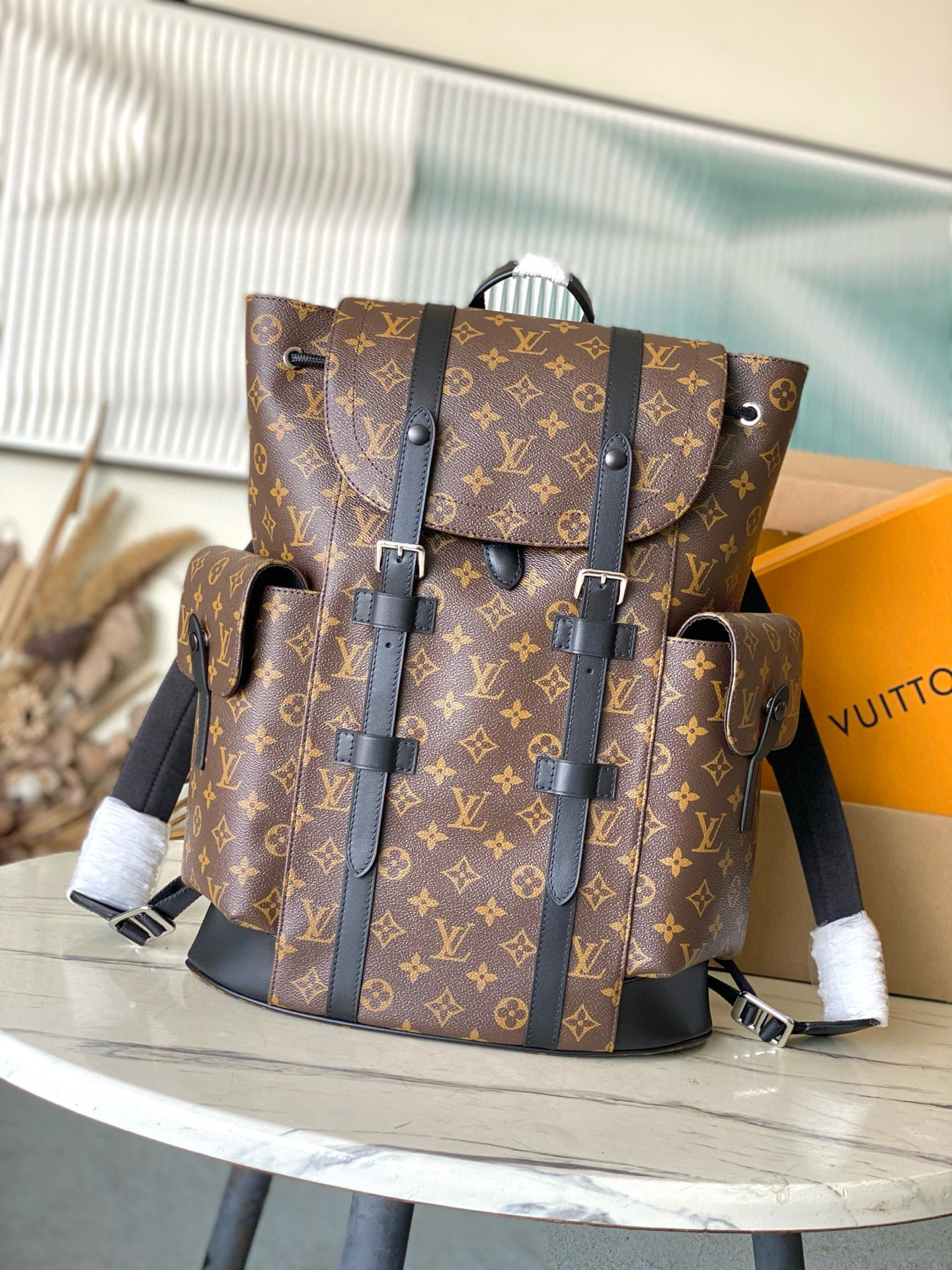 루이비통 M43735 백팩