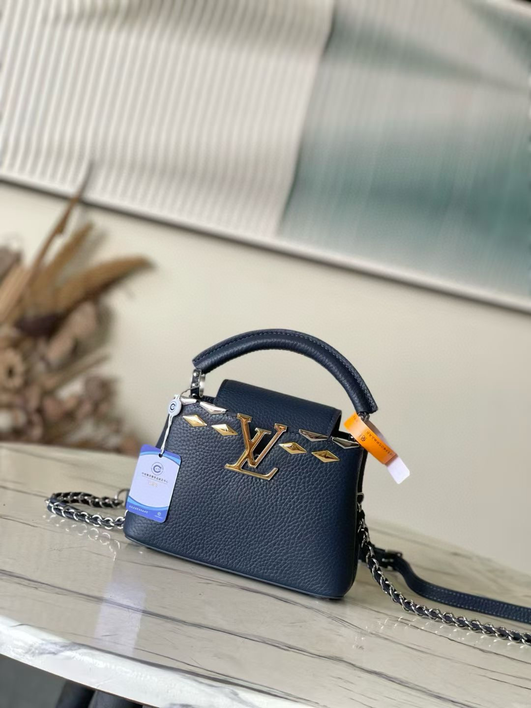 루이비통  M12751 여자가방