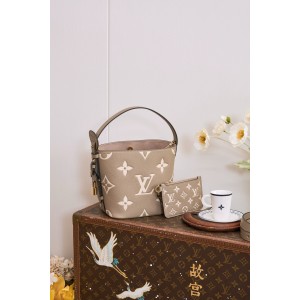 루이비통 M13045 여자가방