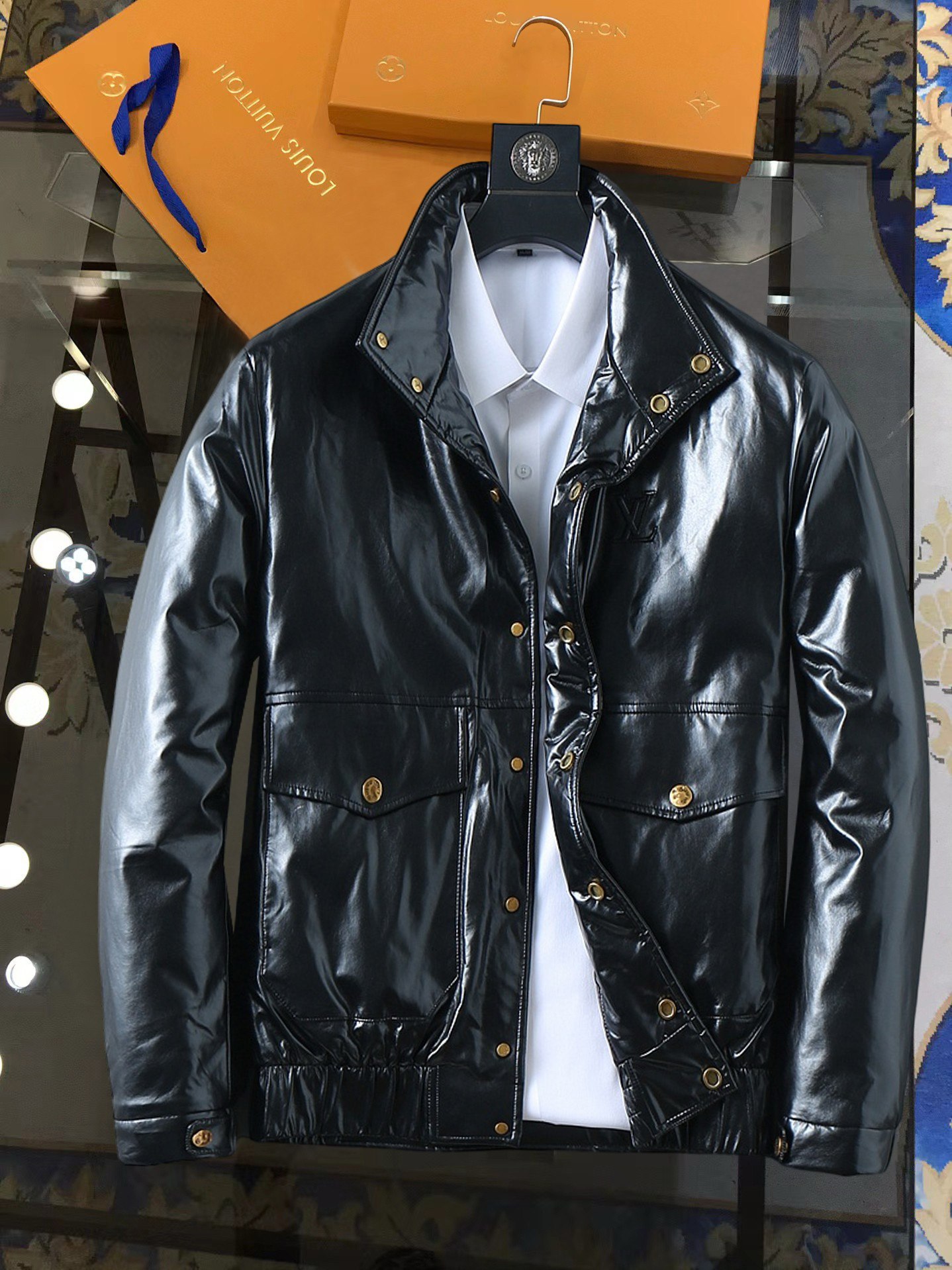 루이비통 남자 패딩