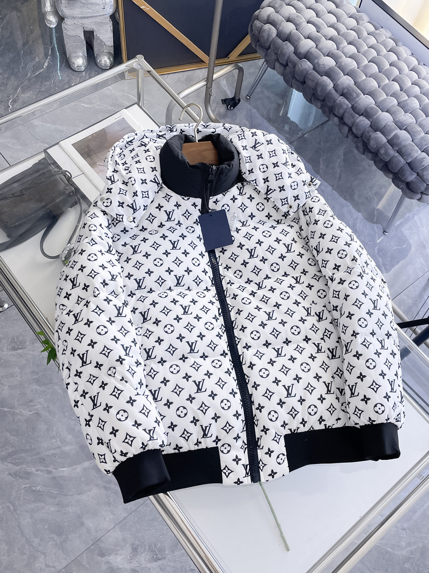 루이비통 남자 패딩