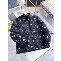 루이비통 남자 패딩