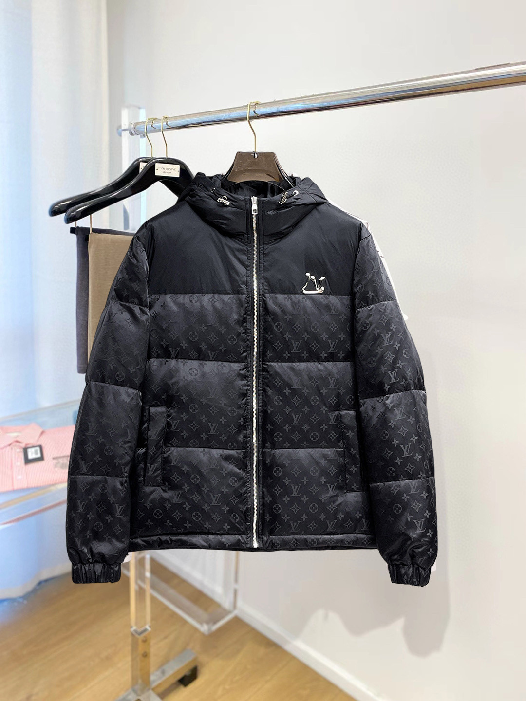 루이비통 남자 패딩
