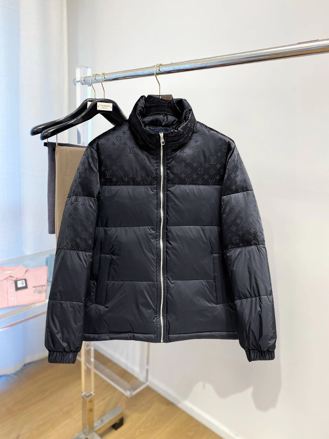 루이비통 남자 패딩
